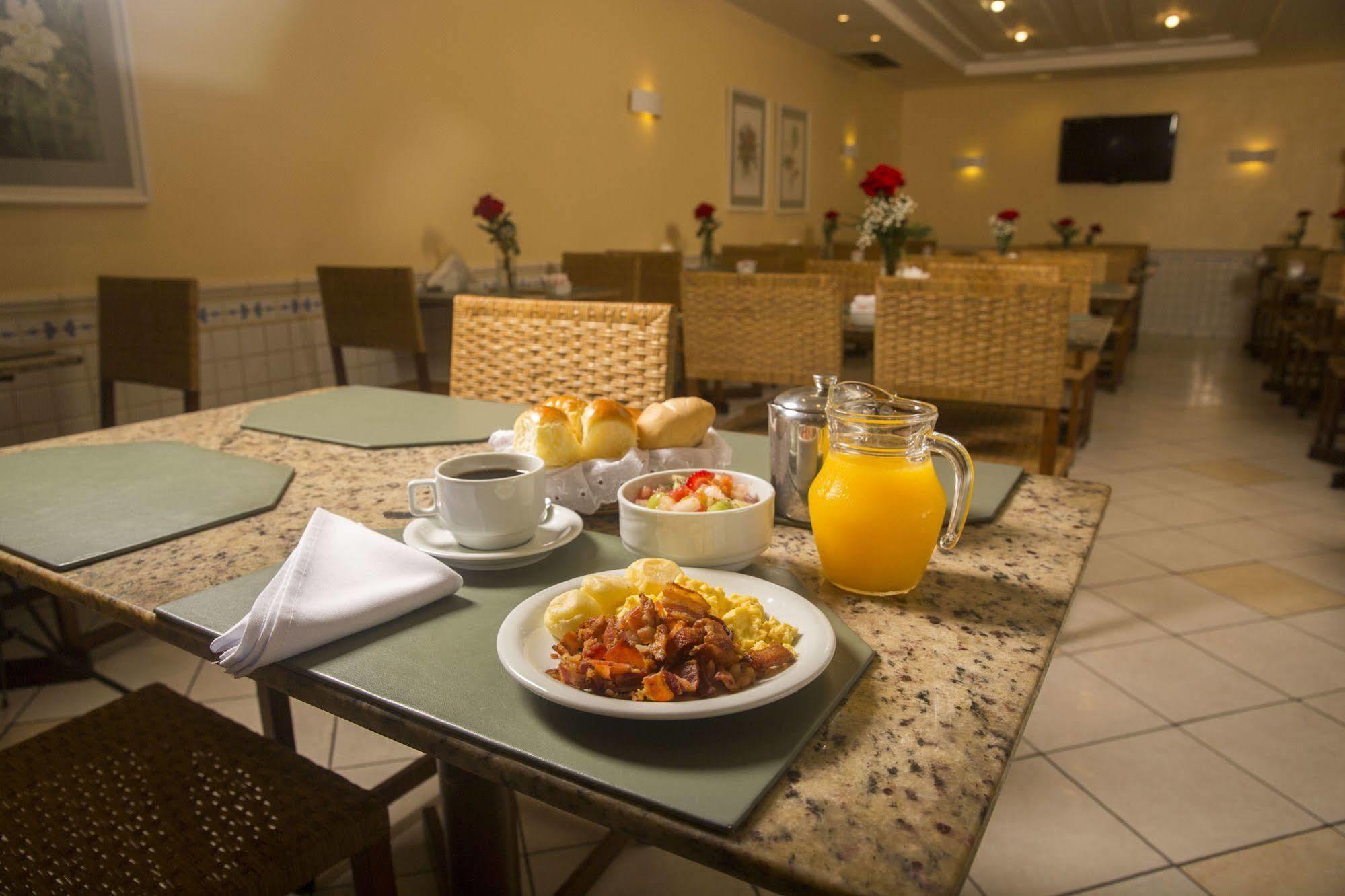 Hotel Savoy Othon Lite